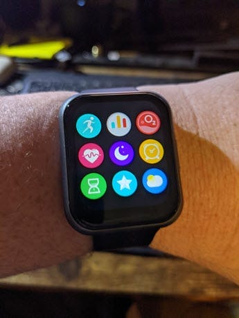 [Mise à jour : Déclaration X2] Les Wyze Watch 44 et 47 sont complètement différentes et nous ne savons pas pourquoi